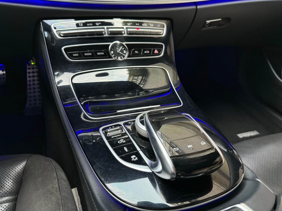 2017年 Mercedes-Benz E-Class E43 AMG 日規 中古車照片 - Orange Garage
