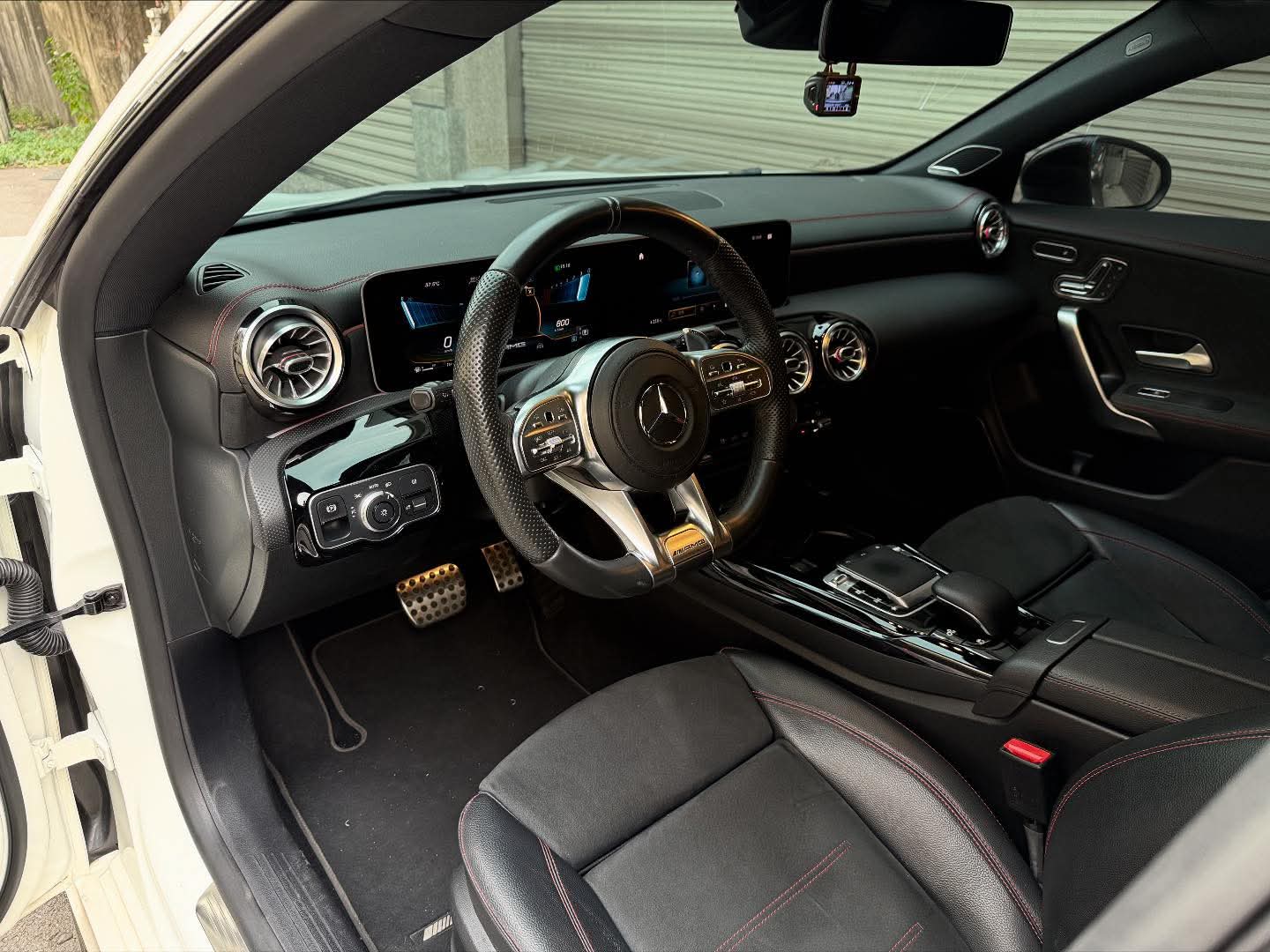 2019年 Mercedes-Benz CLA 35 AMG Shooting Brake 中古車照片 - Orange Garage