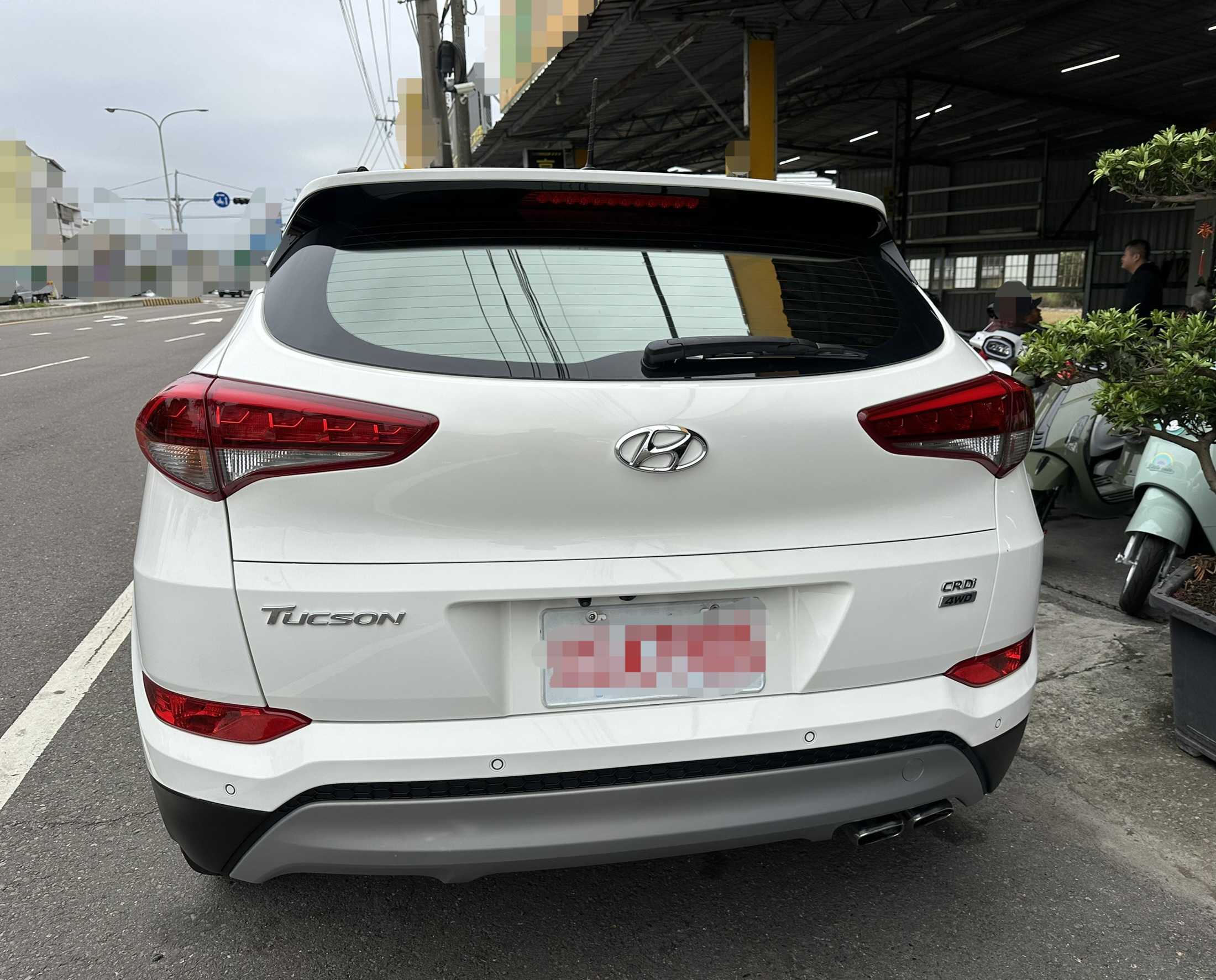 2016年 Hyundai Tucson CRDi 4WD 頂規 中古車照片 - 澄色車庫