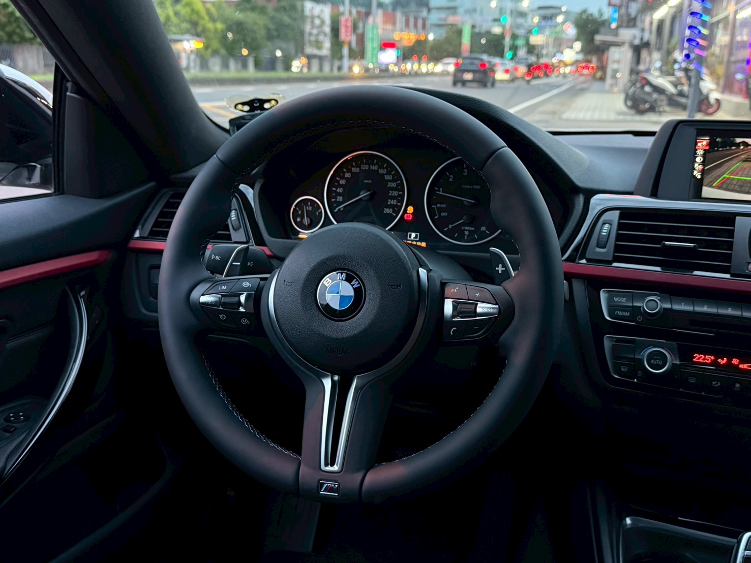 2014年 BMW 4 Series 420I GC 中古車照片 - Orange Garage