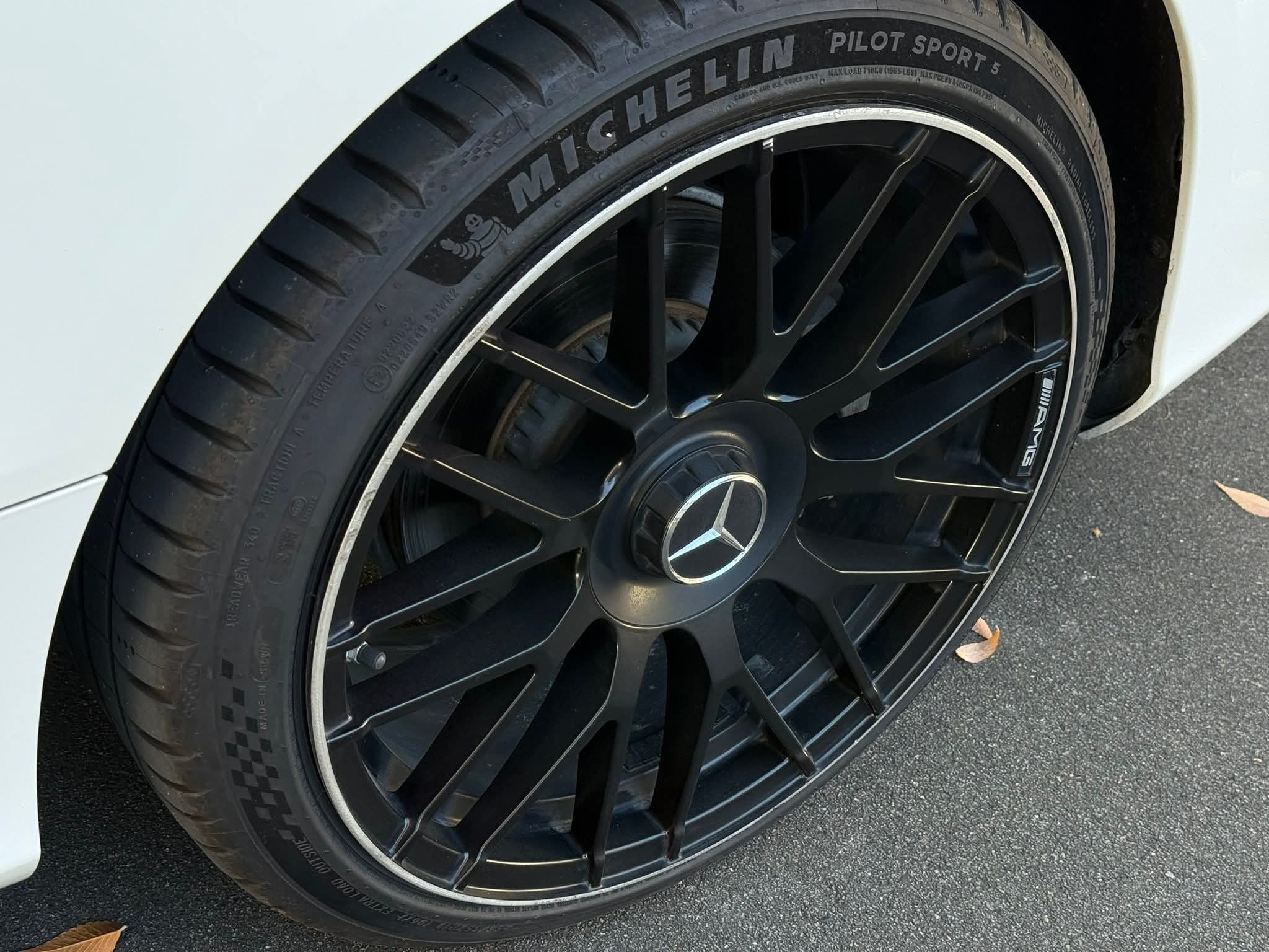 2016年 Mercedes-Benz C-Class C300 Coupe AMG 中古車照片 - Orange Garage