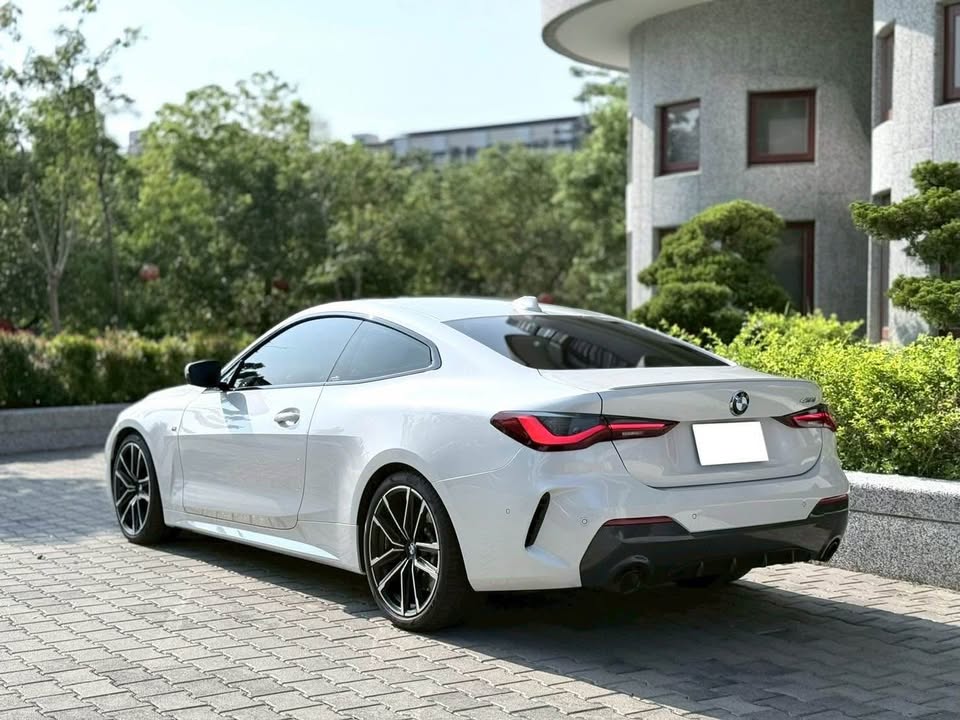 2022年 BMW 4 Series 430i coupe 中古車照片 - Orange Garage