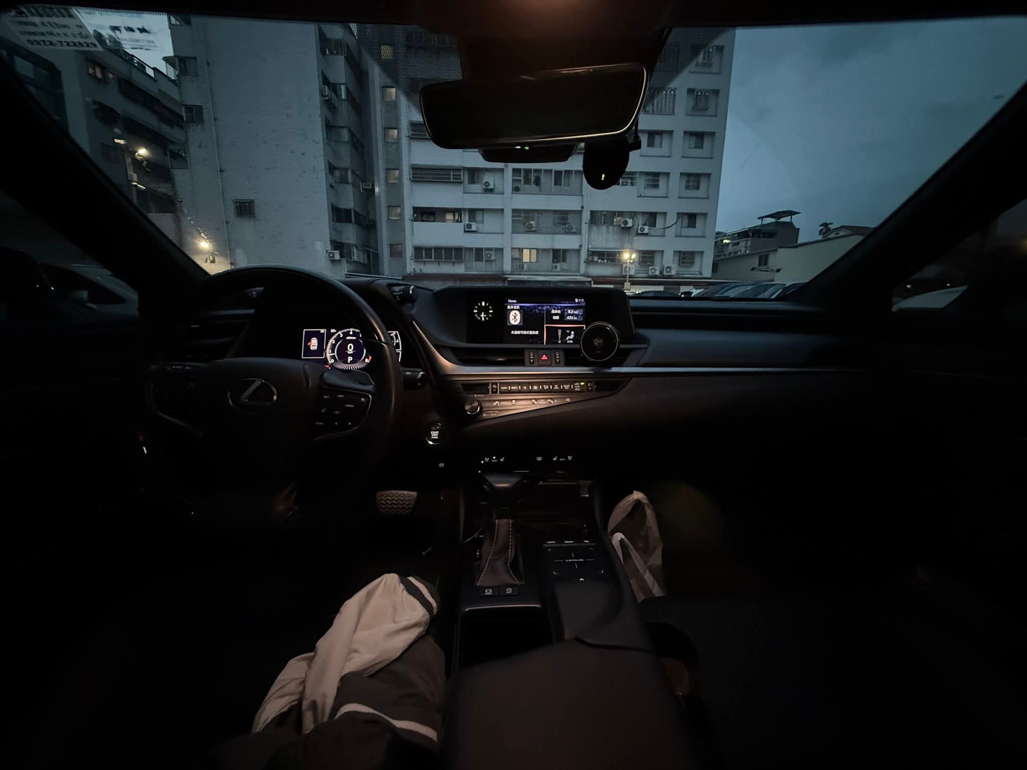 2019年 Lexus ES200 頂級版 中古車照片 - Orange Garage