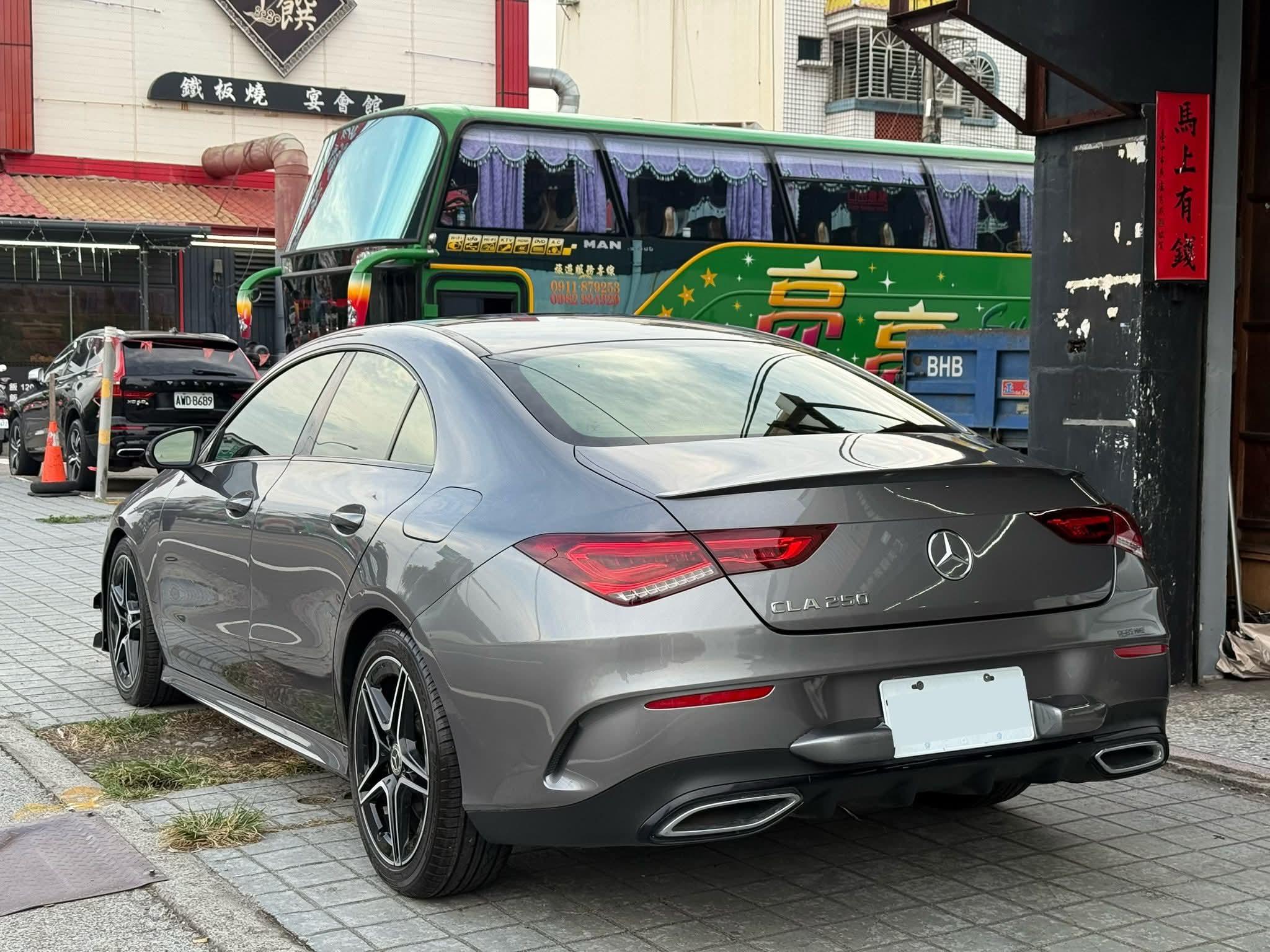 2019年 Mercedes-Benz CLA 250 AMG 中古車照片 - Orange Garage
