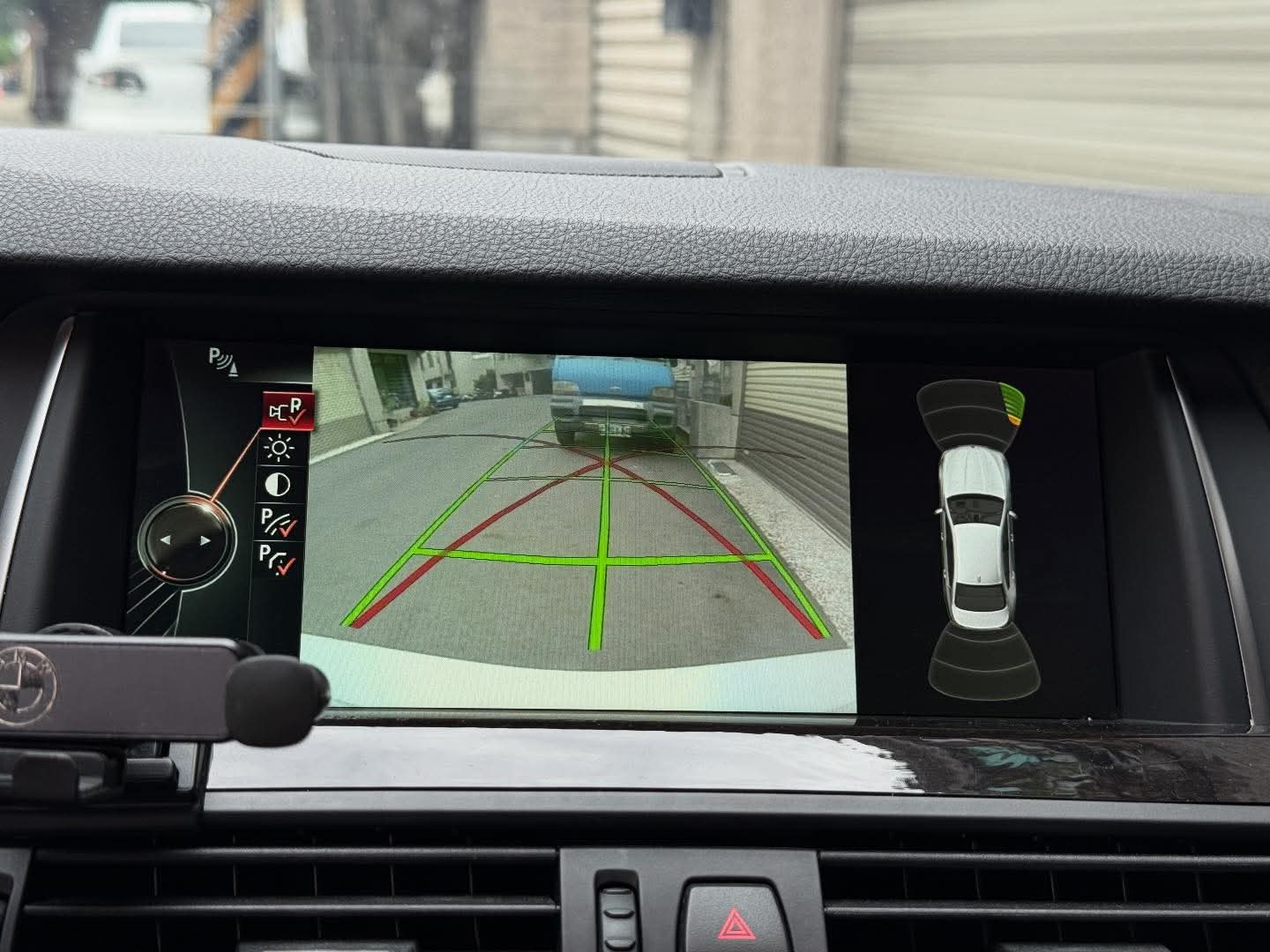2014年 BMW 5 Series 528I 中古車照片 - Orange Garage