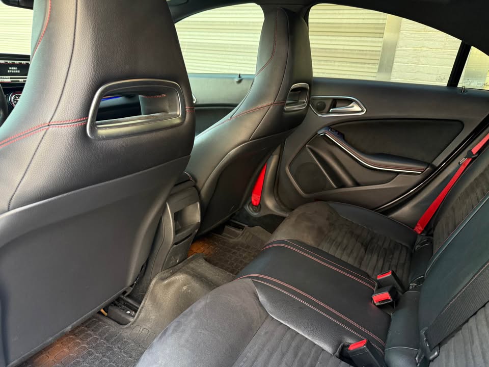 2014年 Mercedes-Benz CLA 45 AMG 中古車照片 - Orange Garage