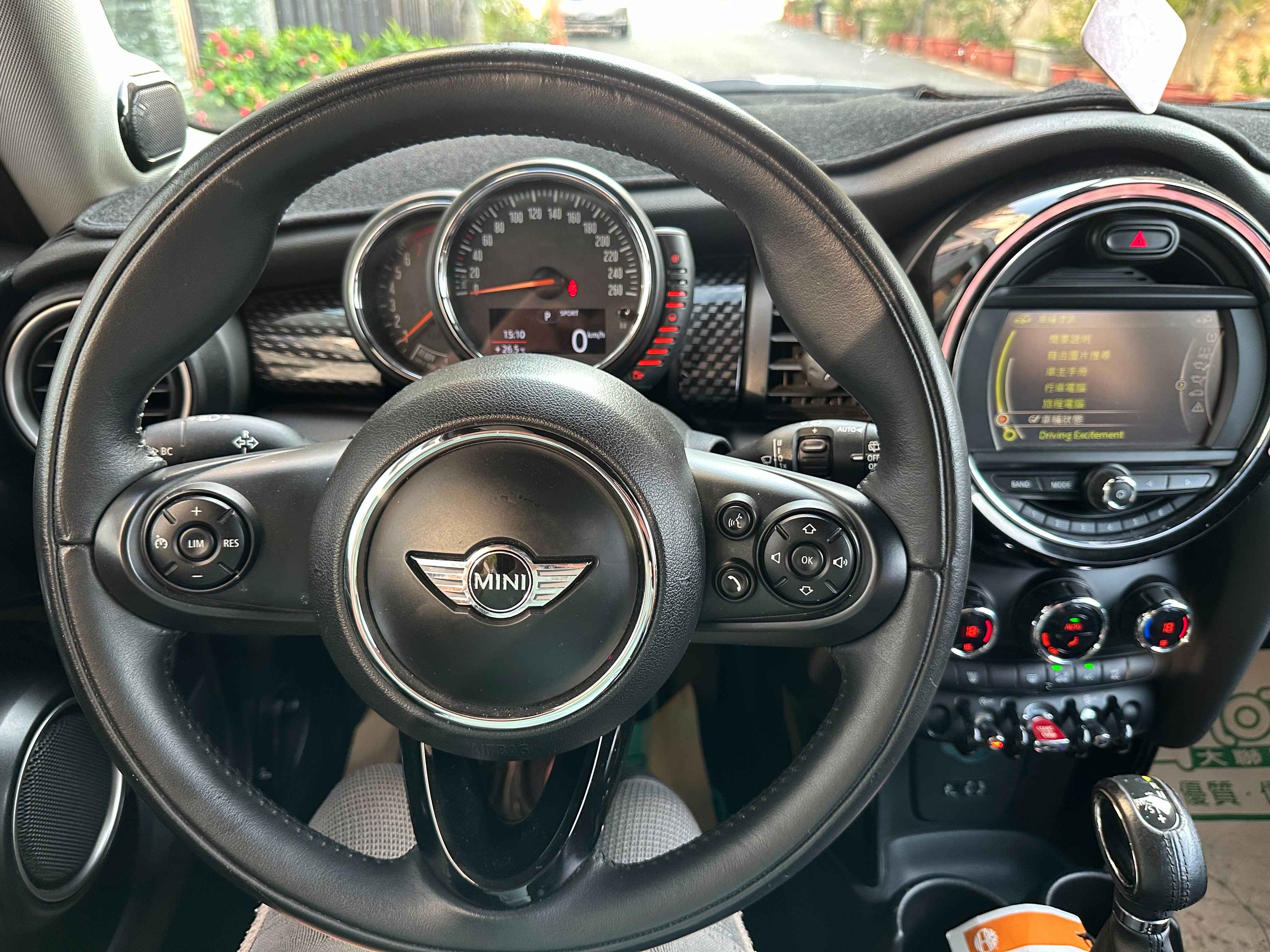 2015年 Mini Cooper S 3-Door 2.0 JCW版 中古車照片 - 澄色車庫