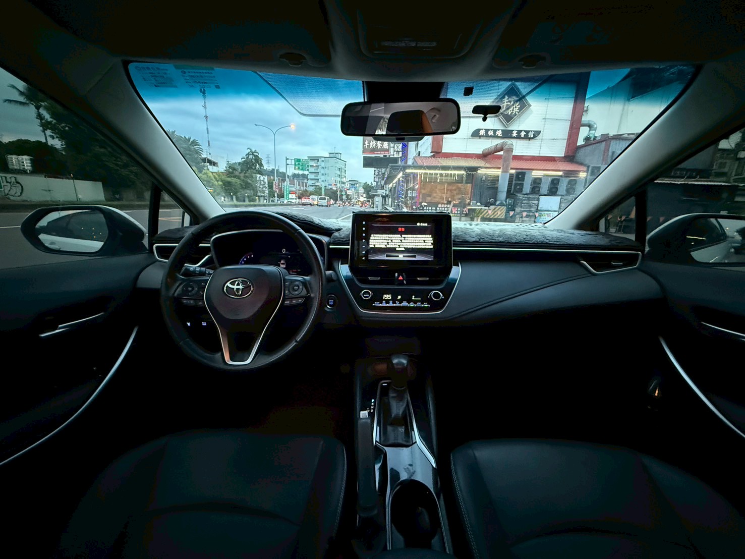 2021年 Toyota Corolla Altis 1.8 旗艦 中古車照片 - Orange Garage