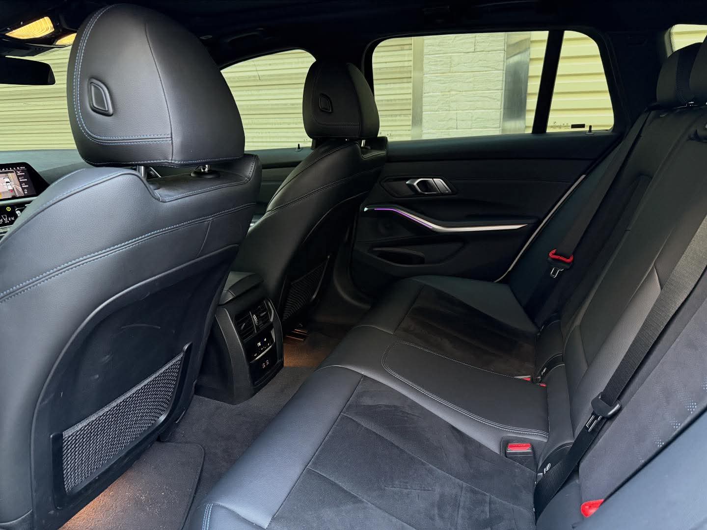 2021年 BMW 3 Series 320I Touring M-Sport 中古車照片 - Orange Garage