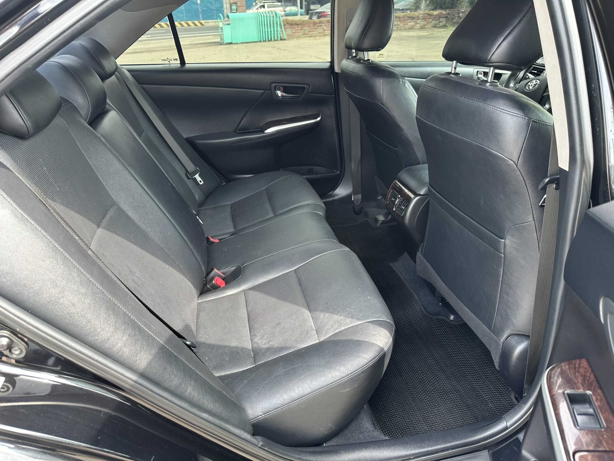2015年 Toyota Camry 2.0 中古車照片 - 澄色車庫