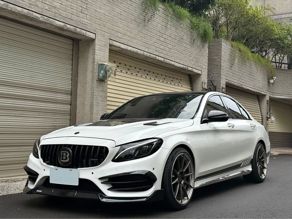 2014年 Mercedes-Benz C-Class C400 AMG 中古車照片 - Orange Garage