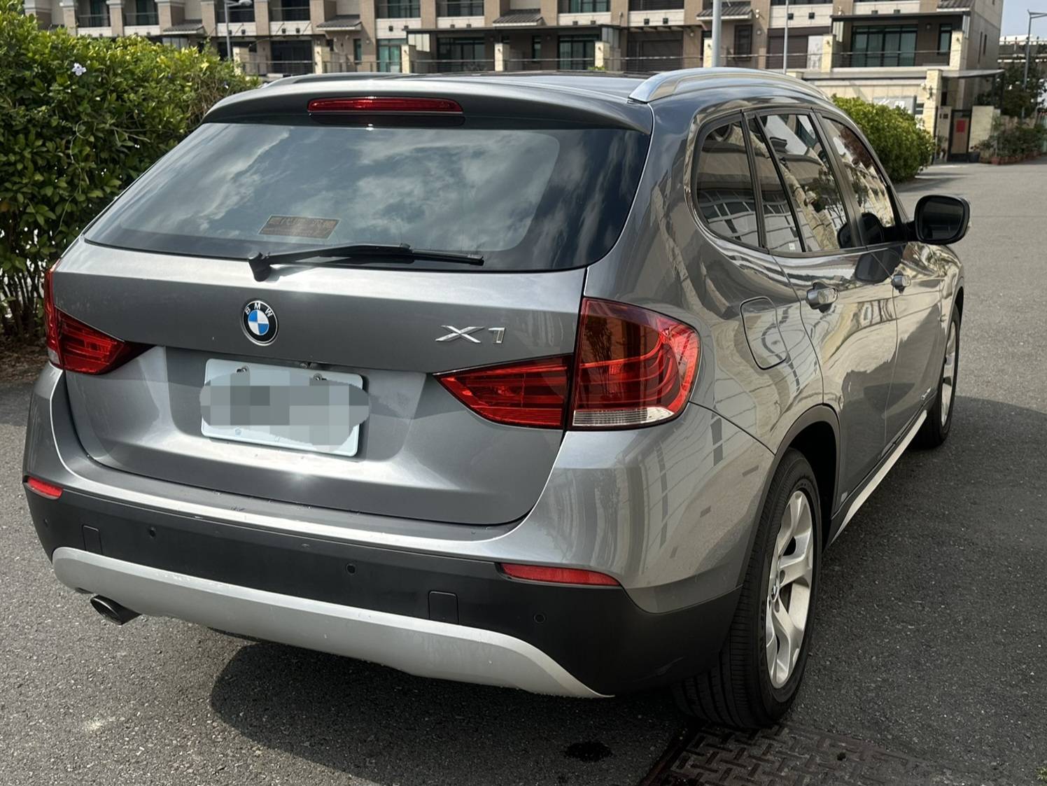 2012年 BMW X1 中古車照片 - 澄色車庫