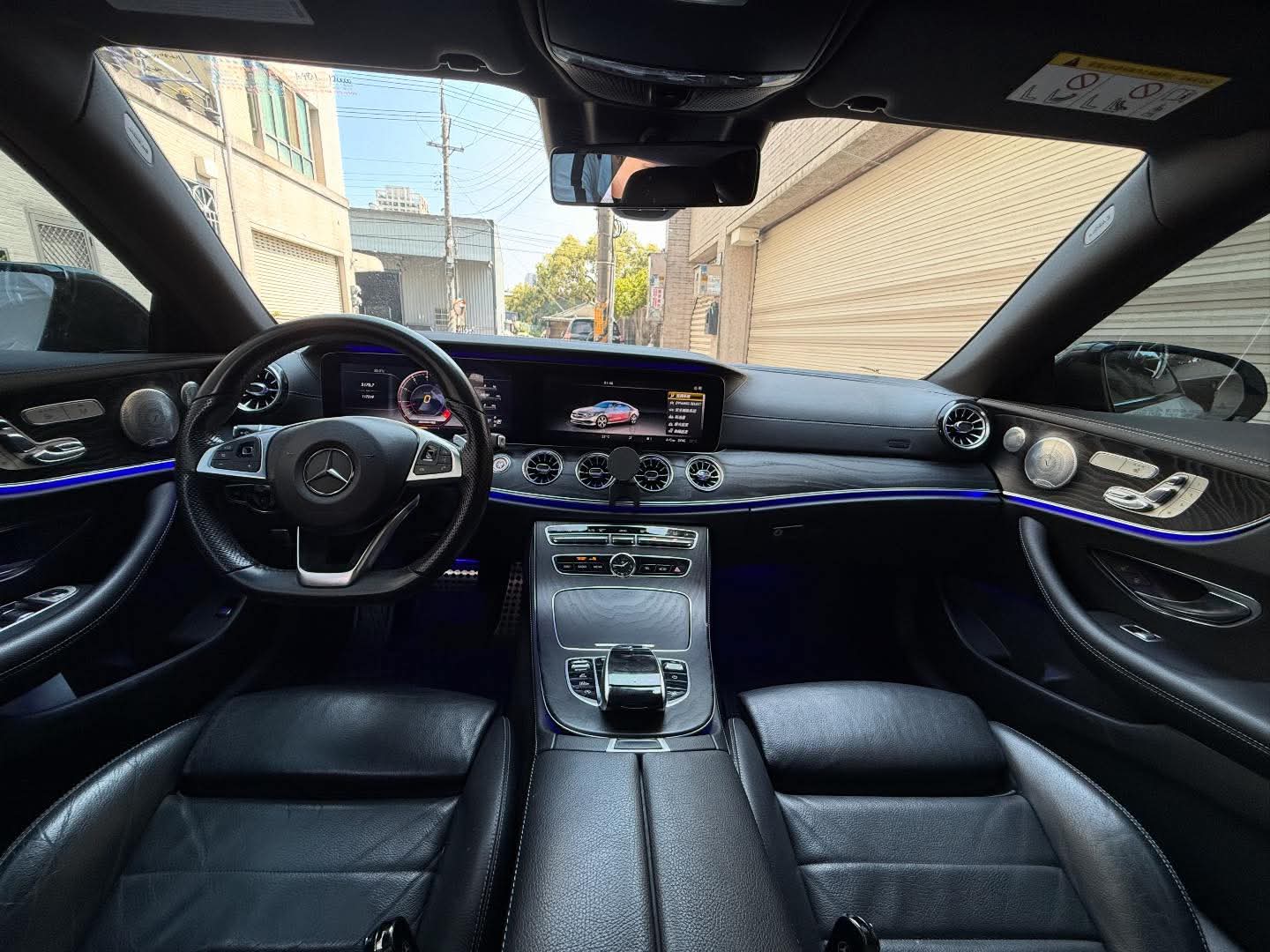 2017年 Mercedes-Benz E-Class E400 Cooper AMG 中古車照片 - Orange Garage
