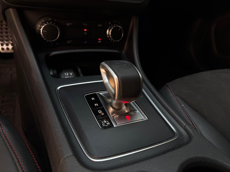 2014年 Mercedes-Benz CLA 45 AMG 中古車照片 - Orange Garage