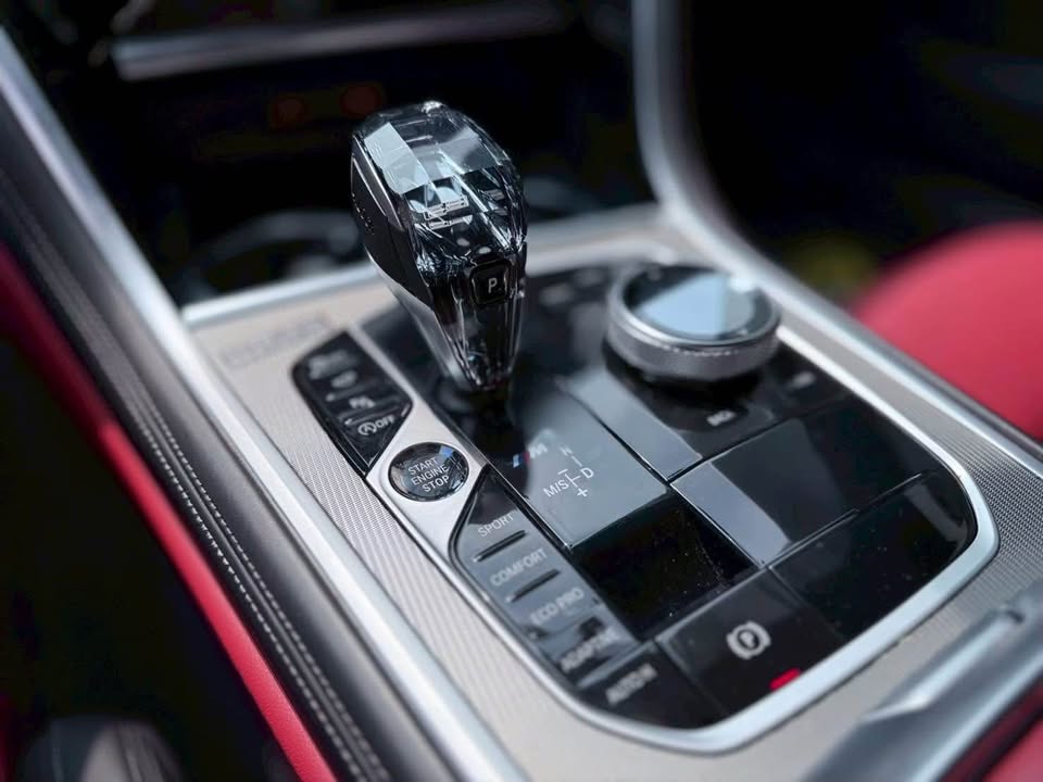 2019年 BMW 8 Series M850i COUPE XDrive滿配 中古車照片 - Orange Garage