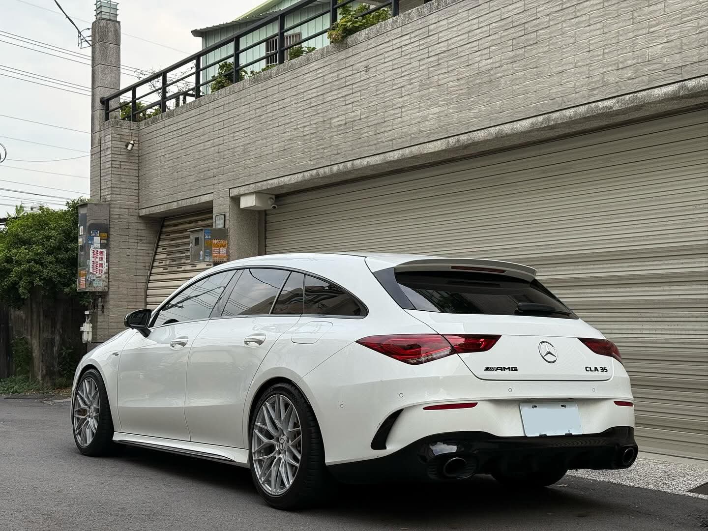 2019年 Mercedes-Benz CLA 35 AMG Shooting Brake 中古車照片 - Orange Garage