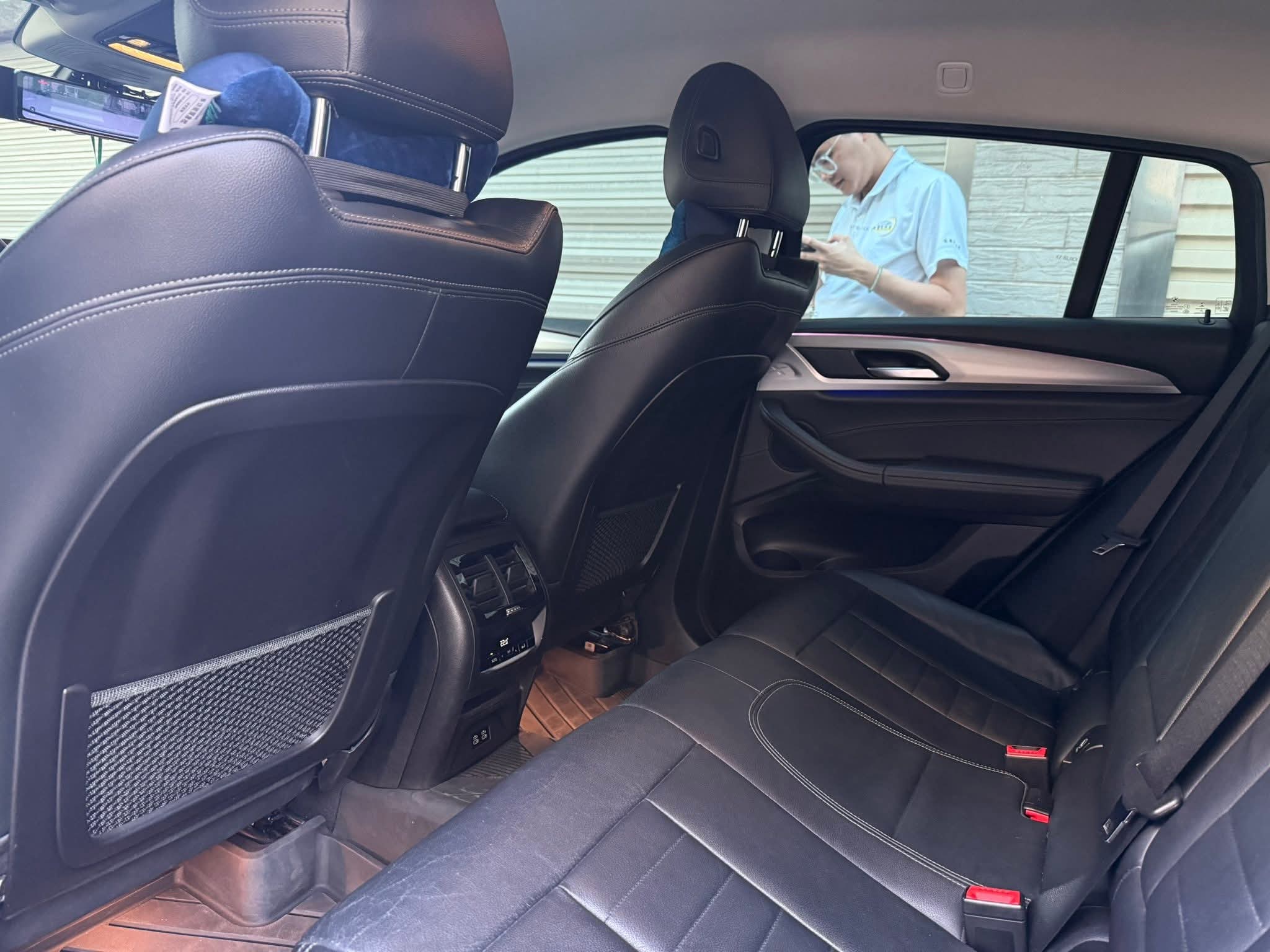 2020年 BMW X4 20i xDrive 中古車照片 - Orange Garage