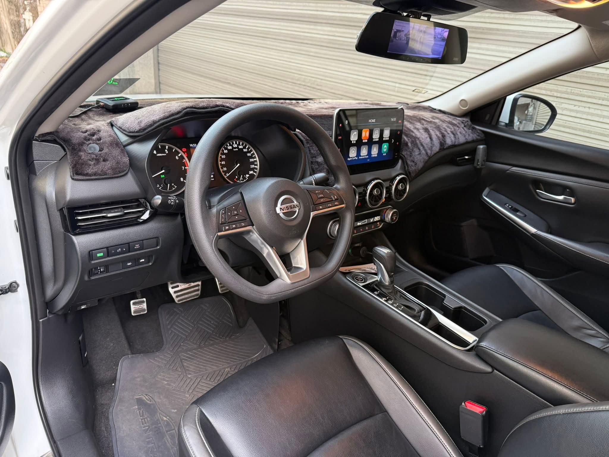 2021年 Nissan Sentra 尊爵版 中古車照片 - Orange Garage