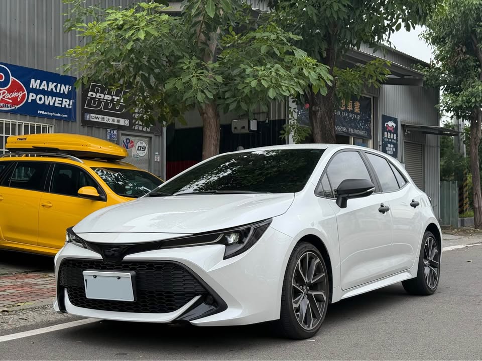 2021年 Toyota Corolla Auris sport旗艦 中古車照片 - Orange Garage