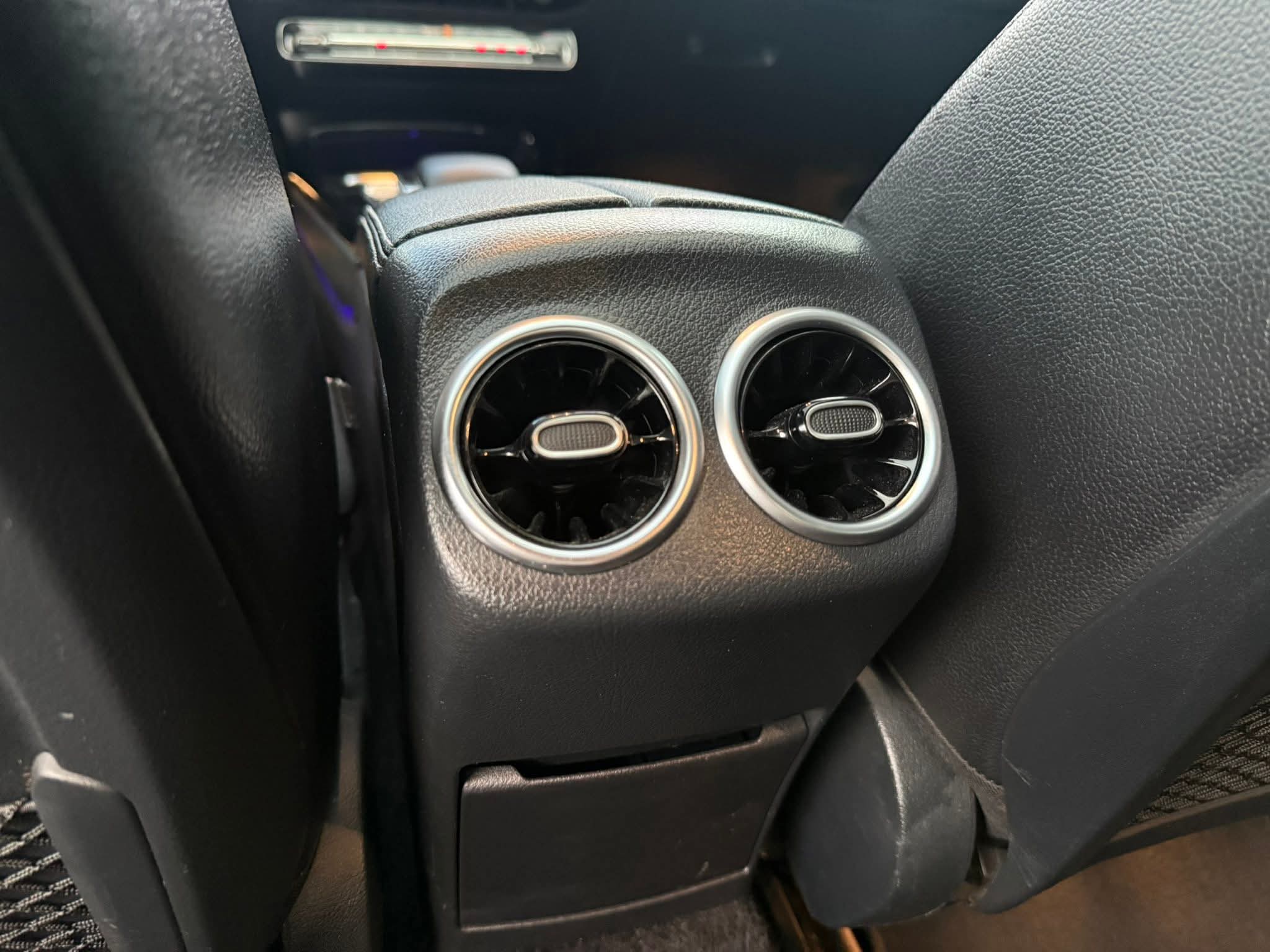 2019年 Mercedes-Benz CLA 250 AMG 中古車照片 - Orange Garage