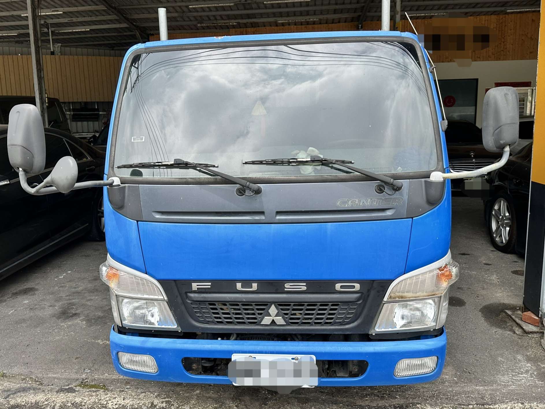2007年 Mitsubishi Canter Fuso Canter 3.49 噸 中古車照片 - 澄色車庫