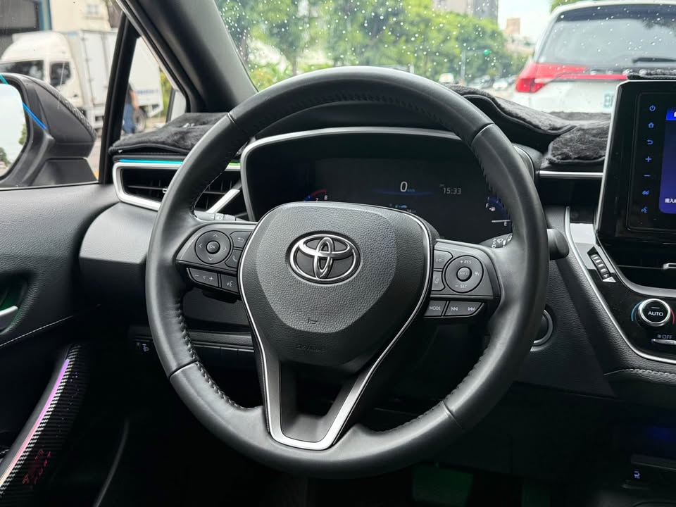 2021年 Toyota Corolla Auris sport旗艦 中古車照片 - Orange Garage