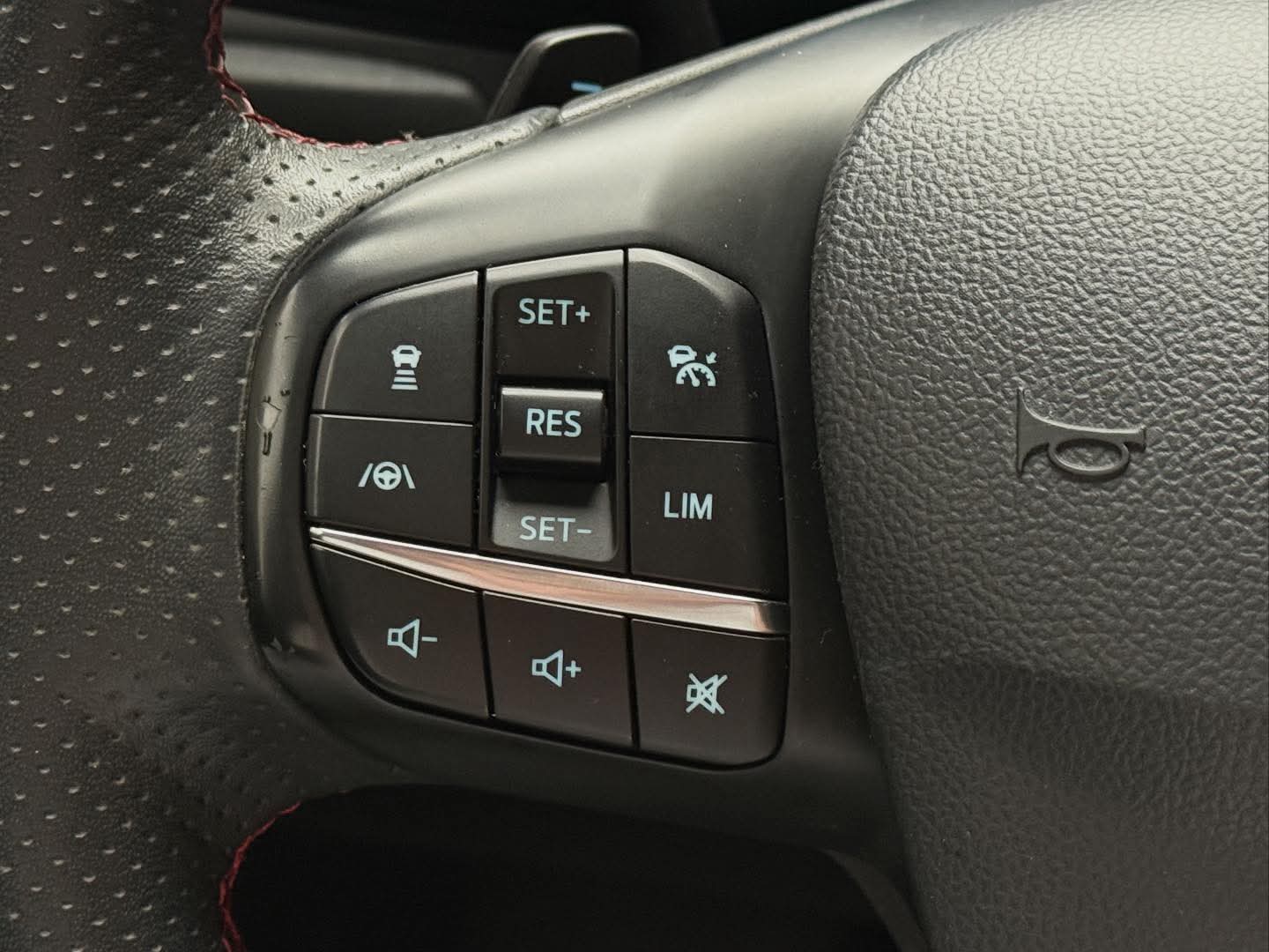 2019年 Ford Focus ST-Line 中古車照片 - Orange Garage