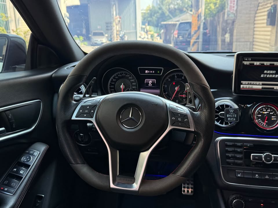 2014年 Mercedes-Benz CLA 45 AMG 中古車照片 - Orange Garage