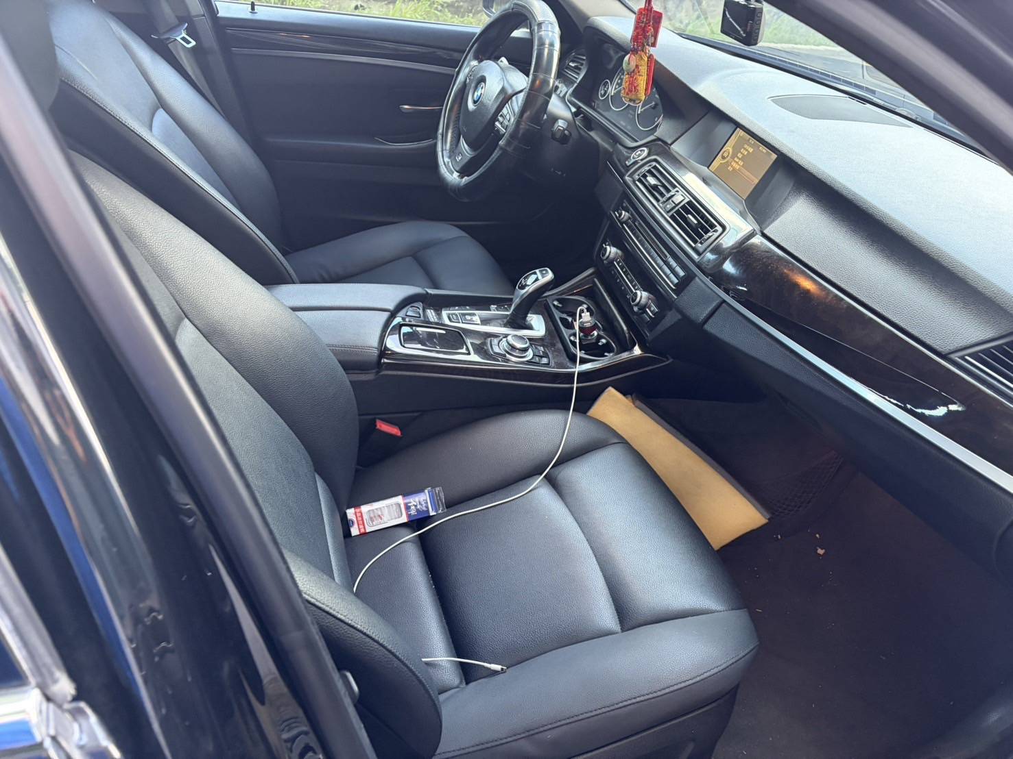 2013年 BMW 5 Series 520d 中古車照片 - Orange Garage