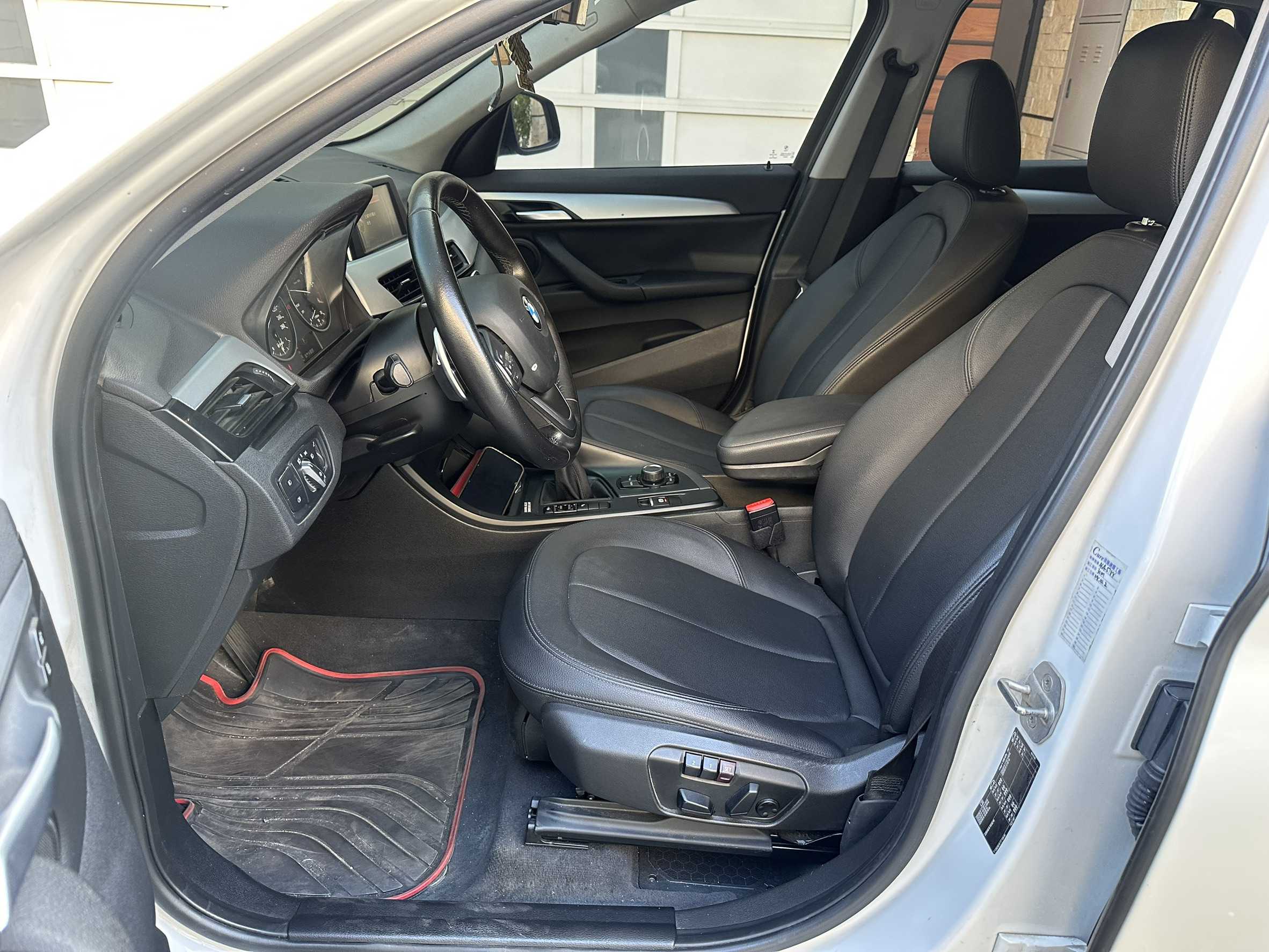 2016年 BMW X1 sDrive18d 中古車照片 - Orange Garage