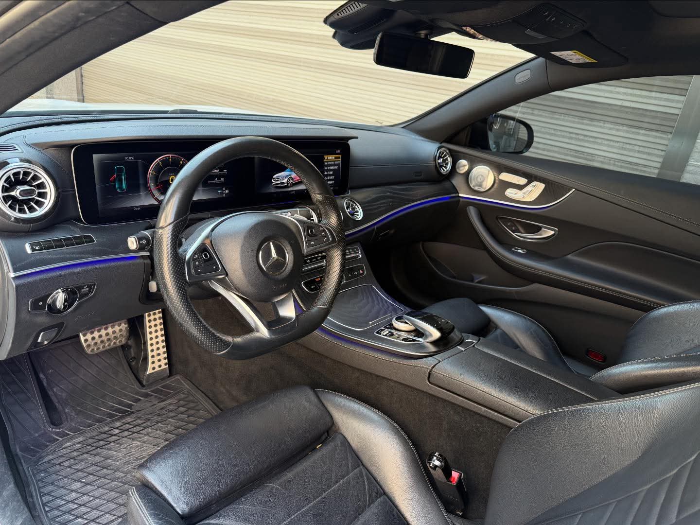 2017年 Mercedes-Benz E-Class E400 Cooper AMG 中古車照片 - Orange Garage