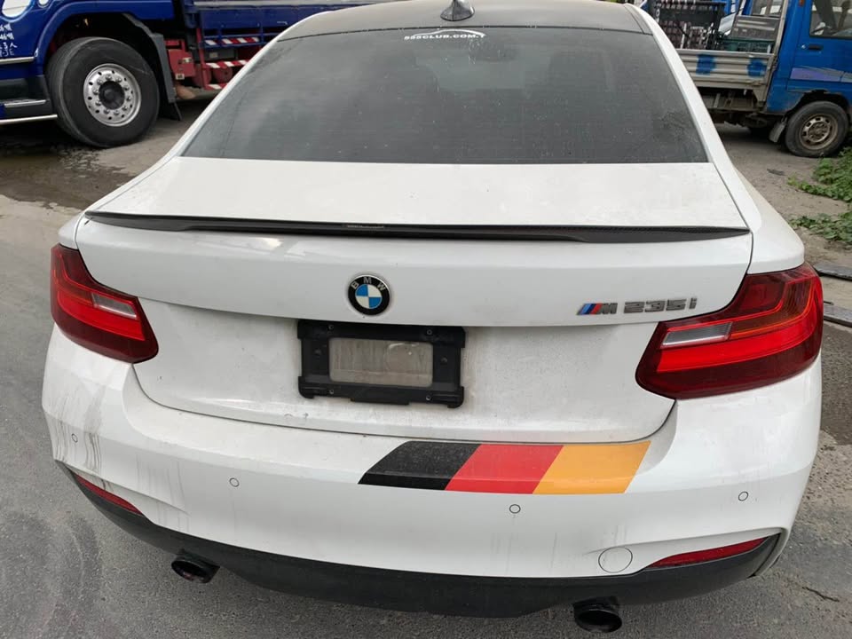 BMW 2 Series 235i 整車拆賣 二手零件照片 - Orange Garage