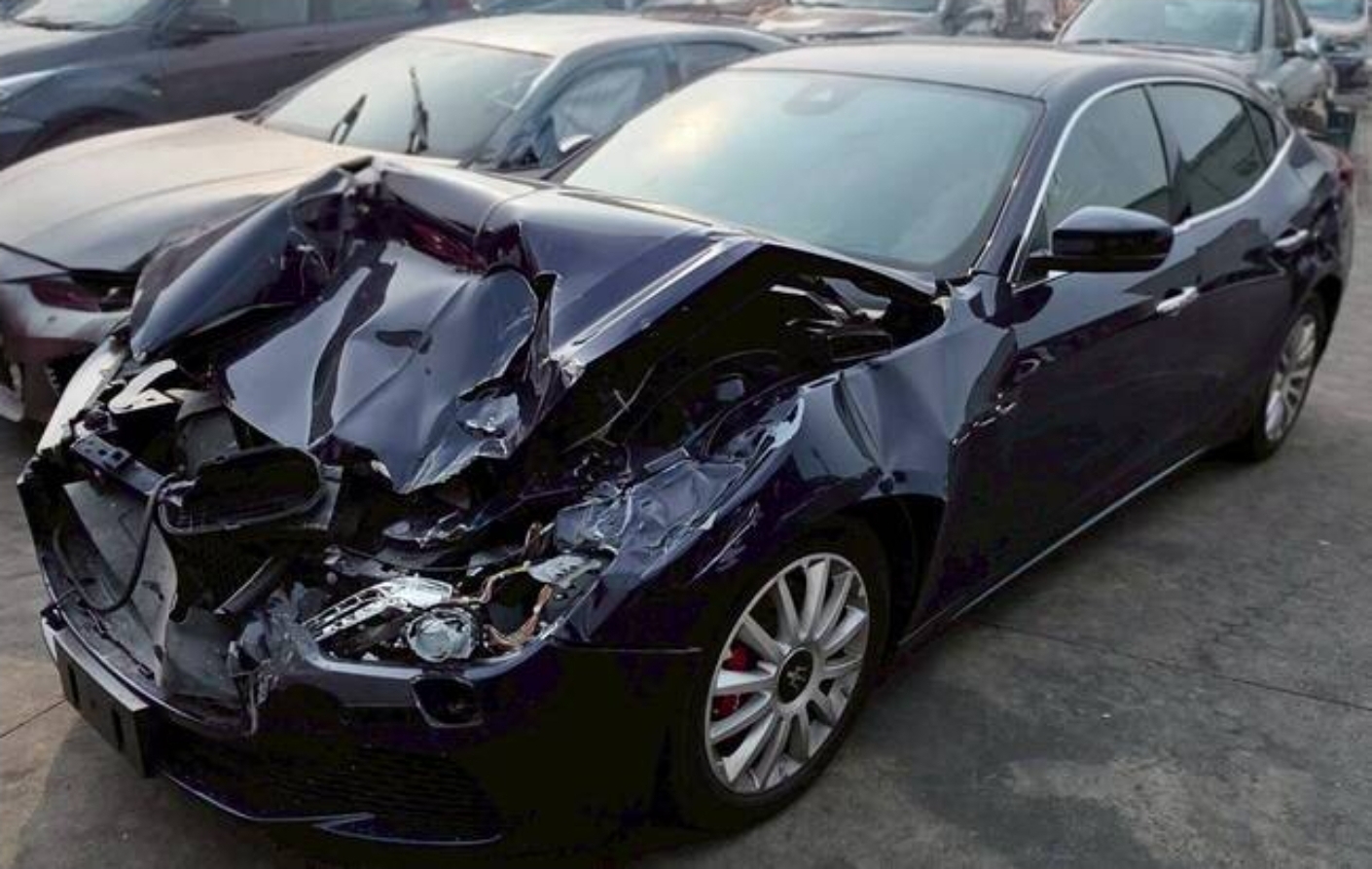 Maserati Ghibli 3.0 V6 整車拆賣 二手零件照片 - Orange Garage
