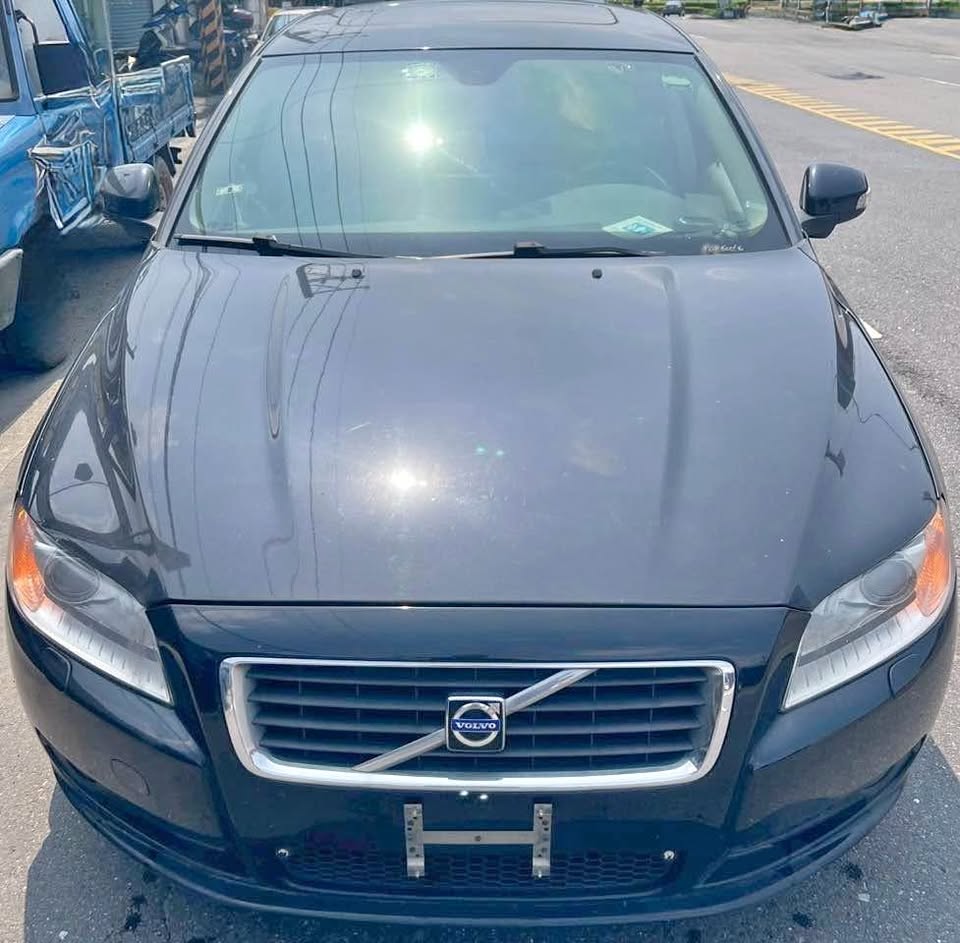 Volvo S80 D5 整車拆賣 二手零件照片 - Orange Garage