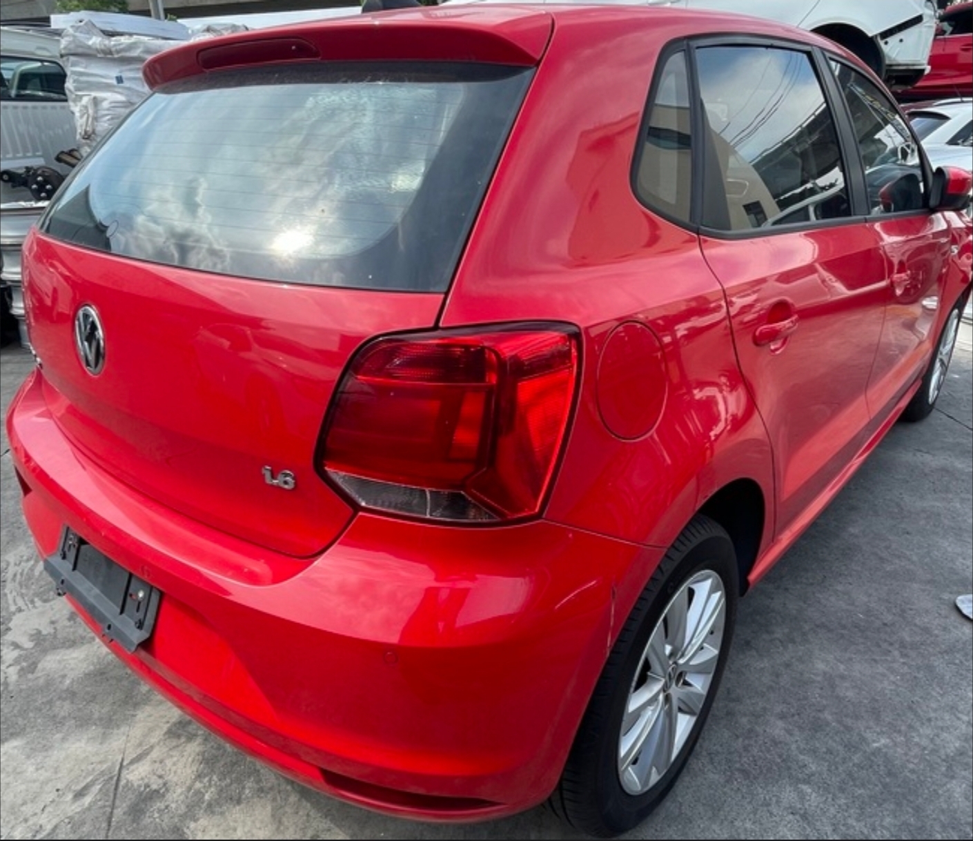 Volkswagen Polo 1.6 整車拆賣 二手零件照片 - Orange Garage