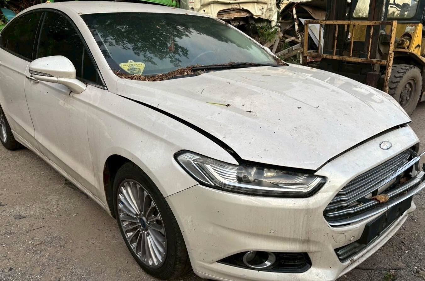 Ford Mondeo 2.0 EcoBoost 整車拆賣 二手零件照片 - Orange Garage