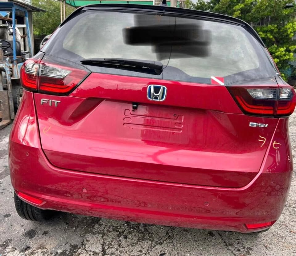 Honda Fit e:HEV 整車拆賣 二手零件照片 - Orange Garage