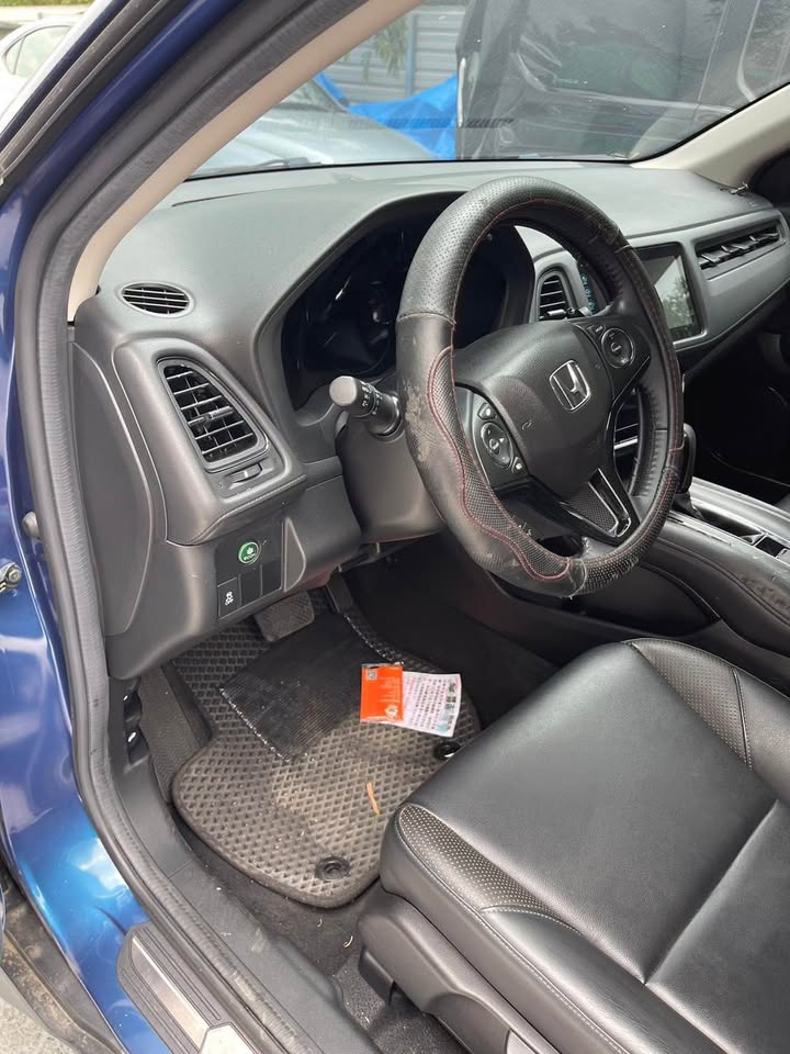 Honda HR-V 1.8 整車拆賣 二手零件照片 - Orange Garage