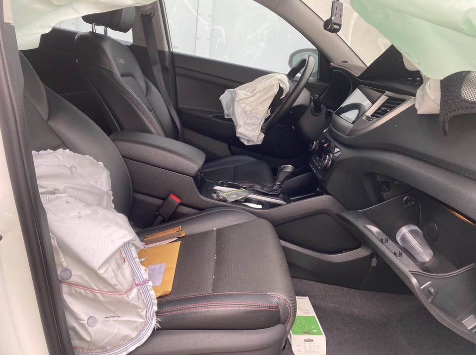 Hyundai Tucson 1.6 T-GDi Turbo 整車拆賣 二手零件照片 - Orange Garage