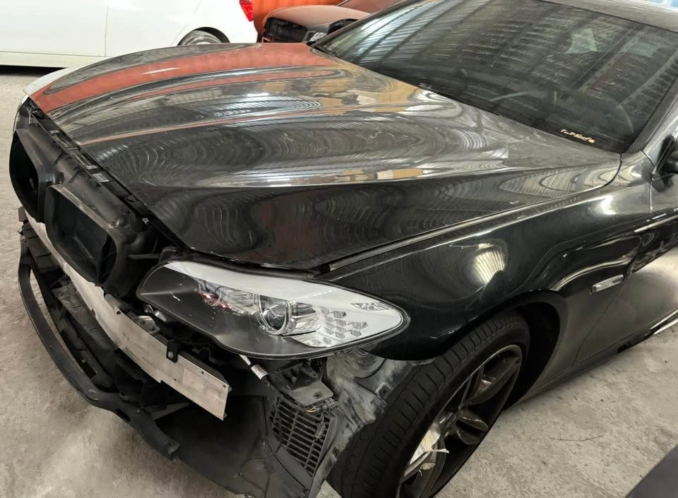 BMW 5 Series 520i 整車拆賣 二手零件照片 - Orange Garage