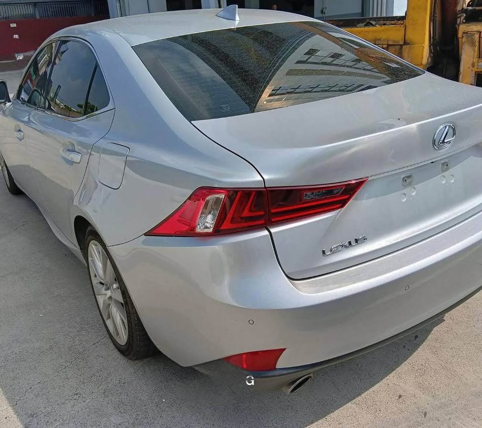 Lexus IS250 整車拆賣 二手零件照片 - Orange Garage