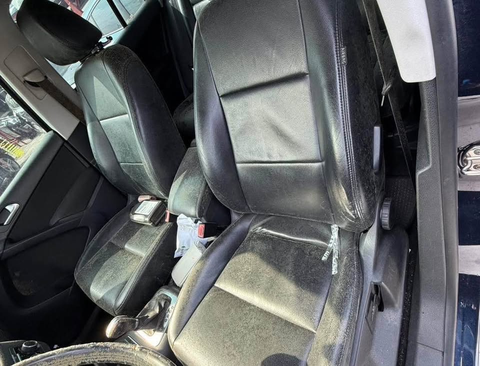 Volkswagen Tiguan 2.0 TSI 整車拆賣 二手零件照片 - Orange Garage
