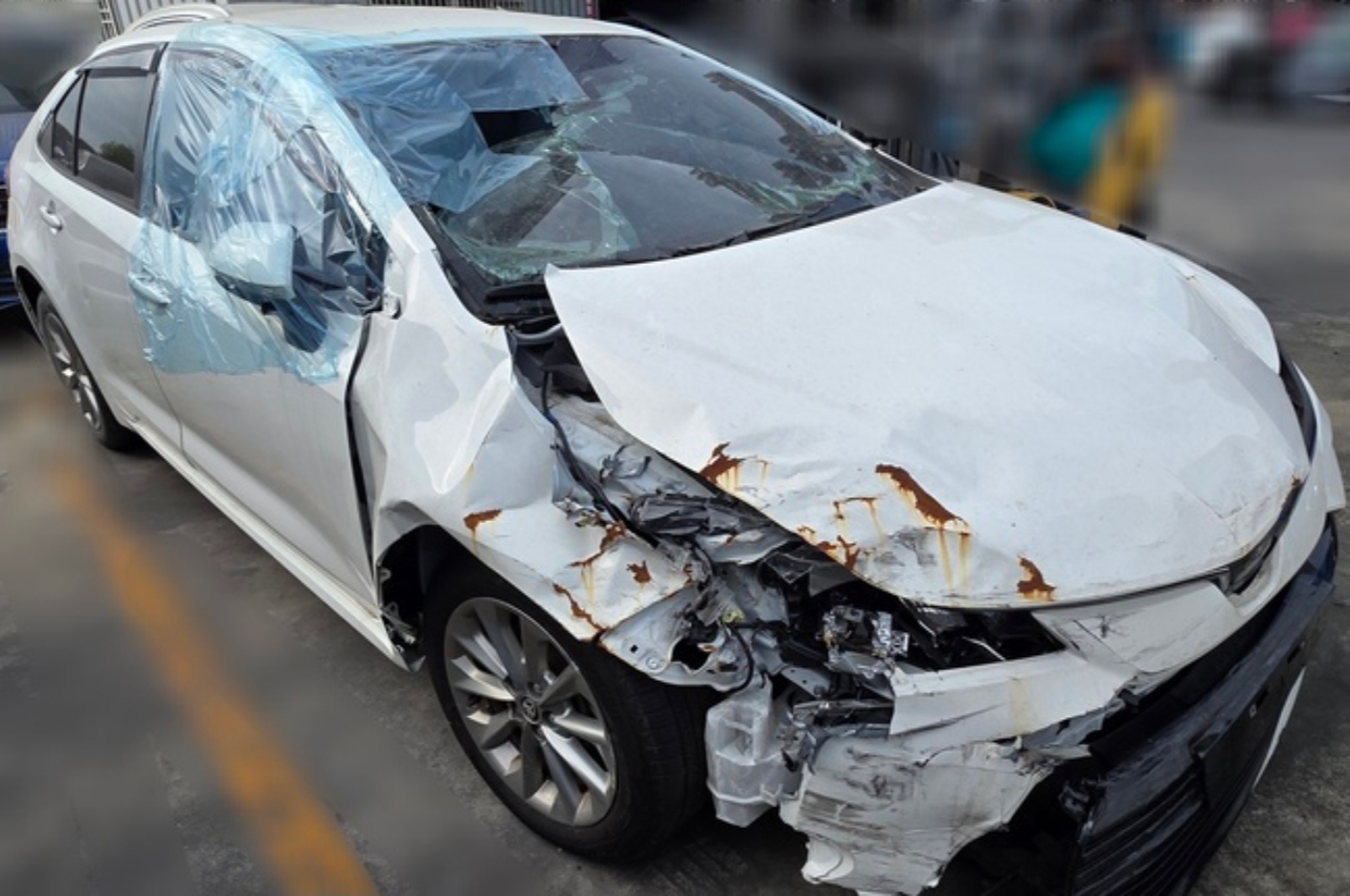 Toyota Corolla Altis 1.8 整車拆賣 二手零件照片 - Orange Garage