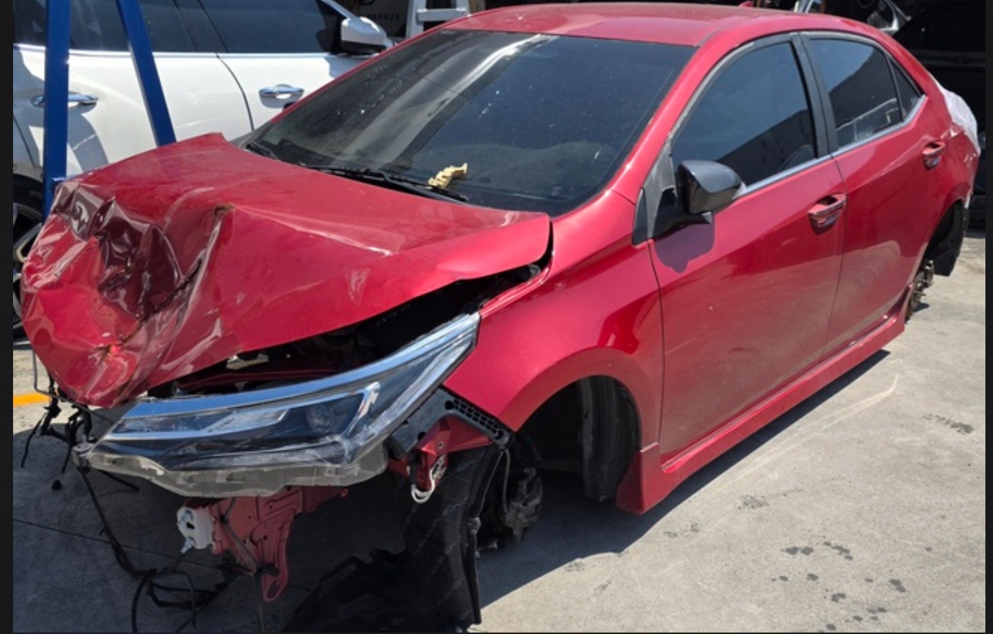 Toyota Corolla Altis 1.8 X 整車拆賣 二手零件照片 - Orange Garage