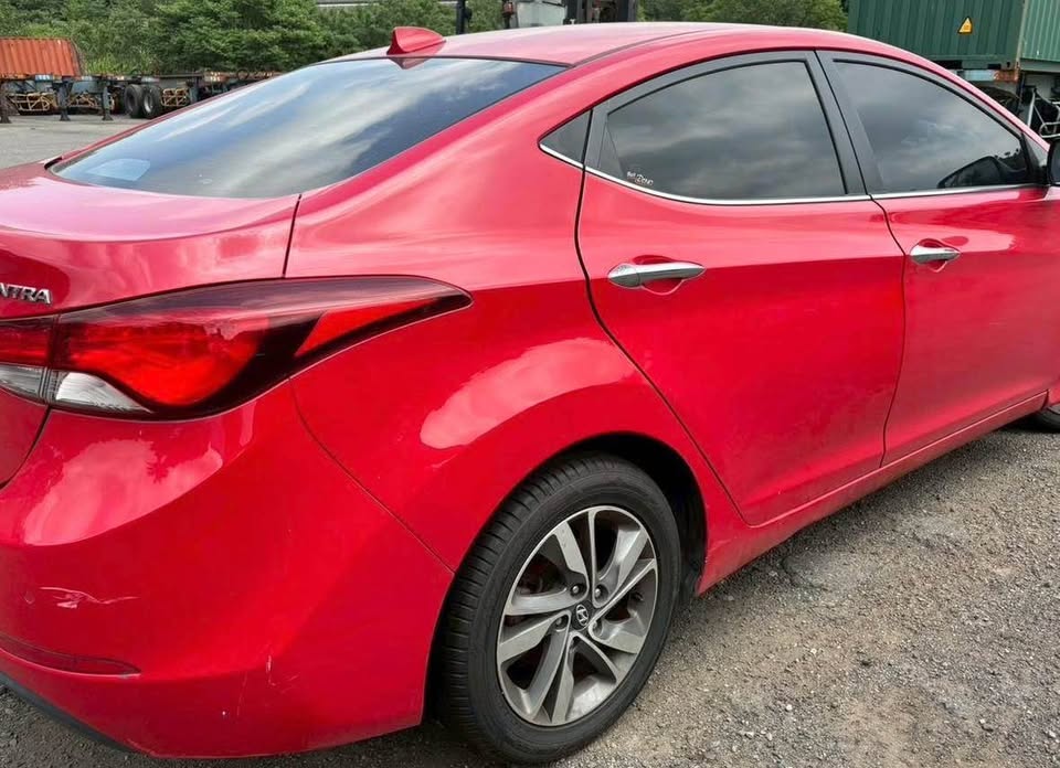 Hyundai Elantra Hyundai 1.8 整車拆賣 二手零件照片 - Orange Garage