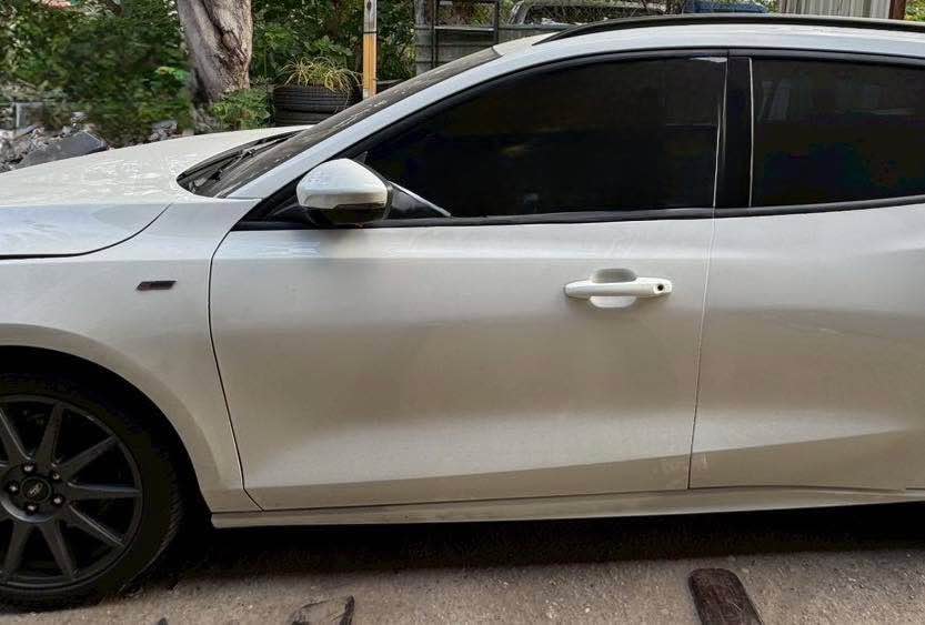 Ford Focus Wagon ST-Line X 1.5 整車拆賣 二手零件照片 - Orange Garage
