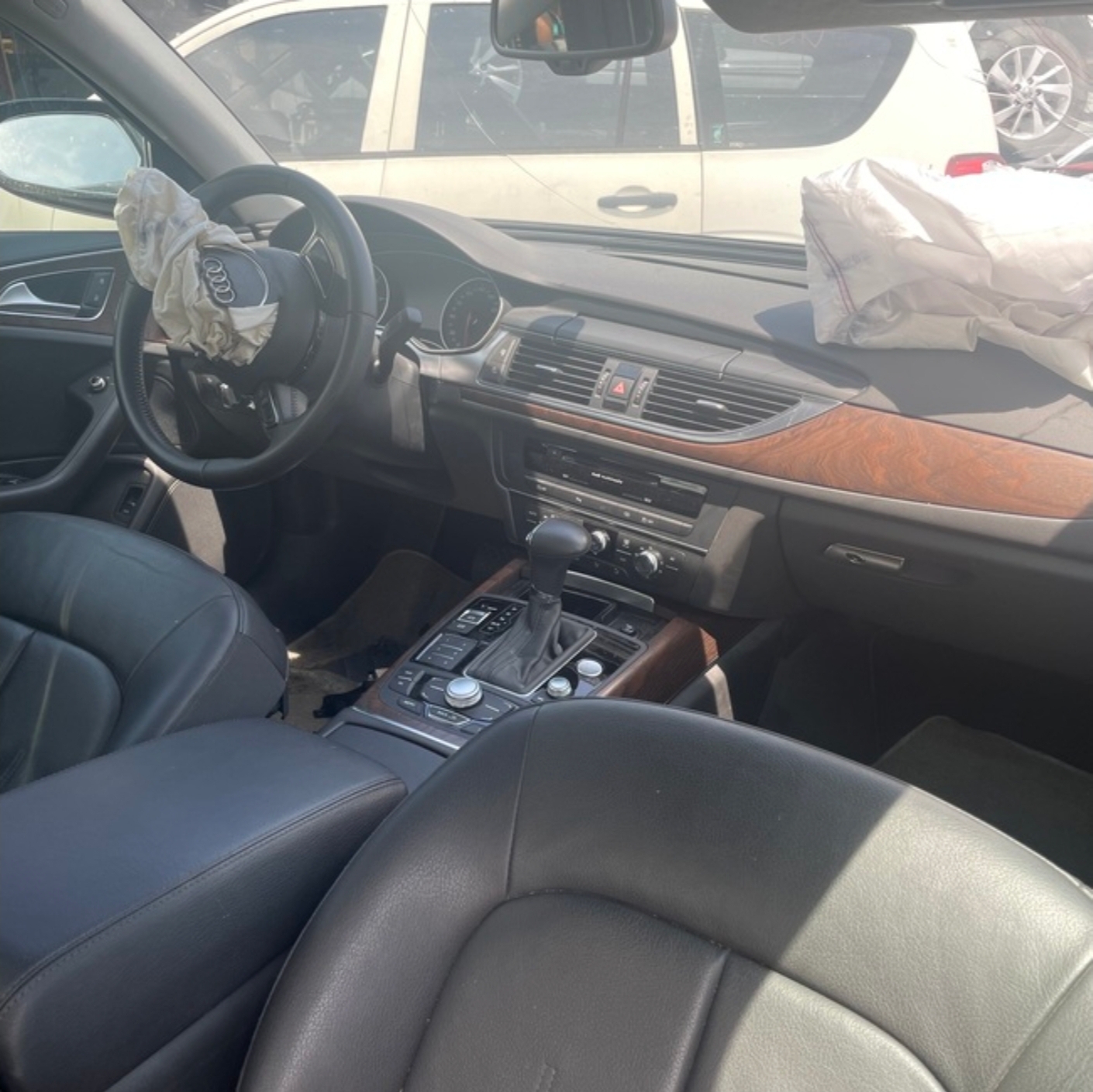 Audi A6 Sedan 2.0 TFSI 整車拆賣 二手零件照片 - Orange Garage
