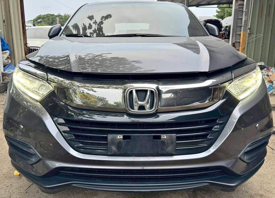 Honda HR-V 1.8 整車拆賣 二手零件照片 - Orange Garage