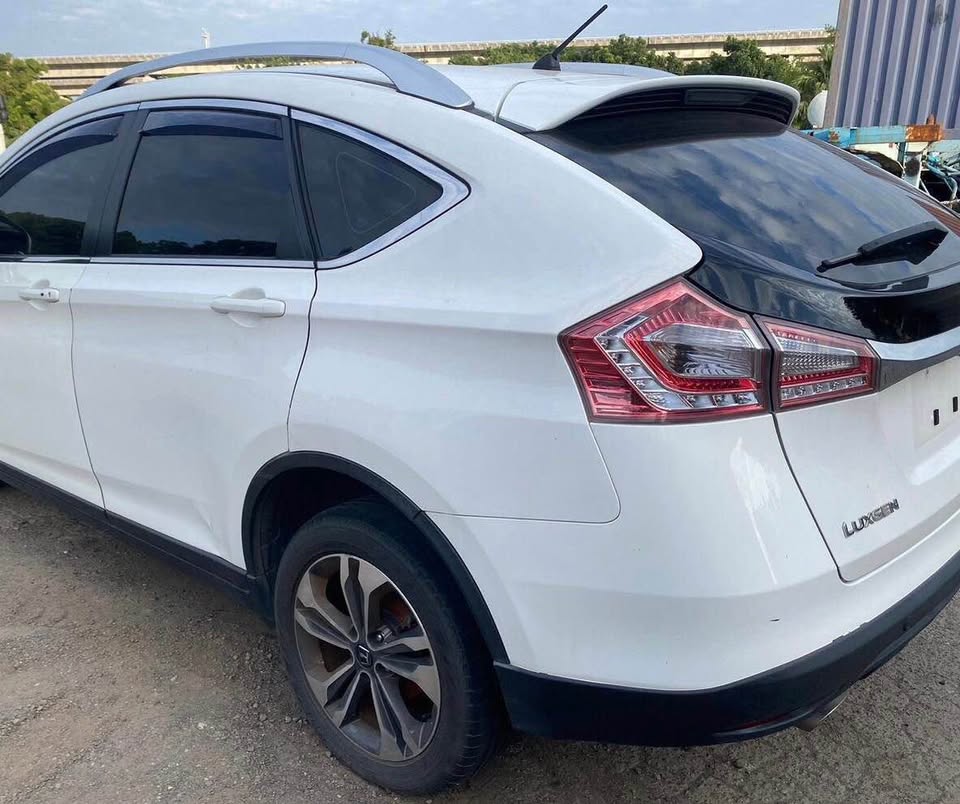 Luxgen U6 2.0 Turbo 整車拆賣 二手零件照片 - Orange Garage