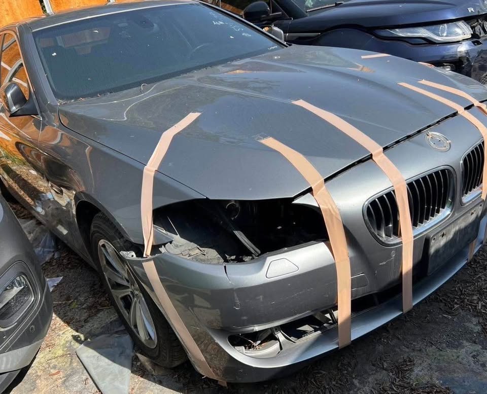 BMW 5 Series 520i 整車拆賣 二手零件照片 - Orange Garage